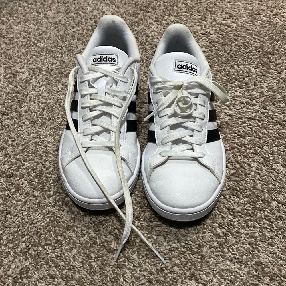 Adidas Sneakers Size 8